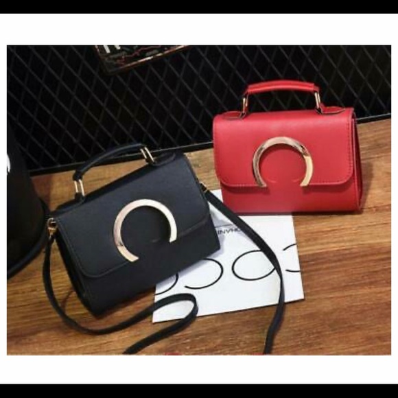 Purses - Picture 3 of 6